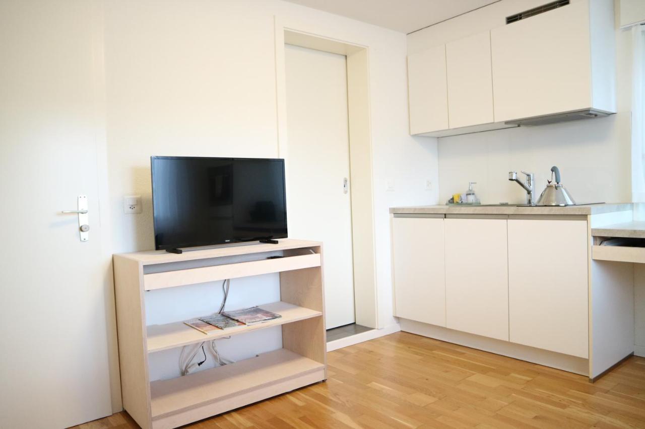 Studio Chic Niederweningen エクステリア 写真